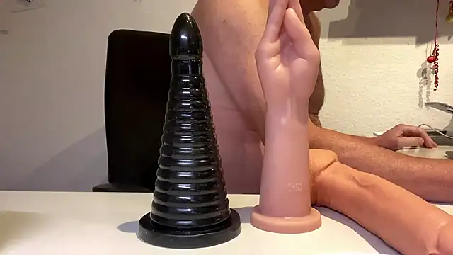 Snapshot of Geilerjung69 chatting on November 15, 6:59 pm Geilerjung69 online show from November 15, 6:59 pm