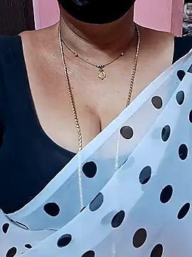 ananya956 online show from November 28, 10:40 am