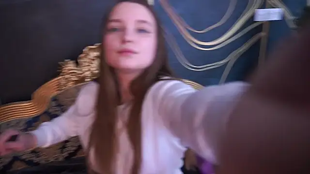 MagicPeachh  online show from January 8, 1:57 pm