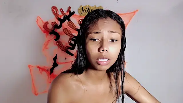 jasmin brunette  online show from October 9, 12:58 pm