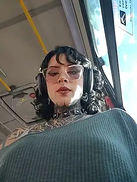 taaylor33 online show from July 7, 9:19 pm