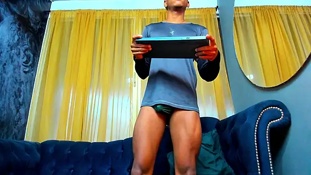 Ethan Fox11 online show from May 1, 1:48 pm