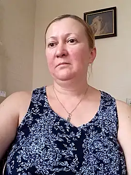 Snapshot of blondyaguar chatting on December 5, 10:12 am blondyaguar online show from December 5, 10:12 am