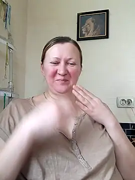 Snapshot of blondyaguar chatting on November 28, 10:07 am blondyaguar online show from November 28, 10:07 am