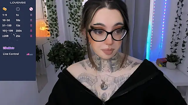 Dixi Pixi  online show from May 1, 5:45 am