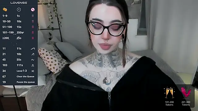Snapshot of Dixi_Pixi_ chatting on May 8, 7:36 am Dixi Pixi online show from May 8, 7:36 am