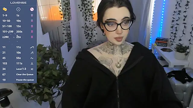 Snapshot of Dixi_Pixi_ chatting on June 6, 5:34 am Dixi Pixi online show from June 6, 5:34 am