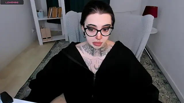 Dixi Pixi  online show from June 25, 7:13 am