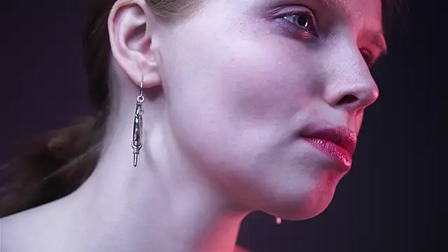 ginger hugs online show from February 15, 4:25 am