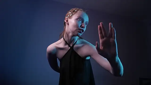 ginger hugs online show from March 21, 4:17 am