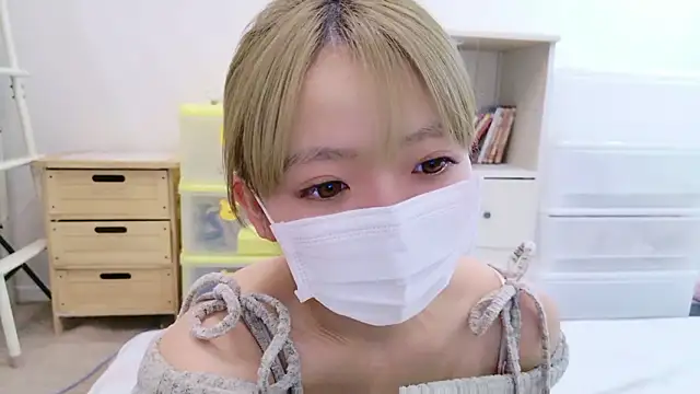 neruneruru online show from December 17, 9:59 am