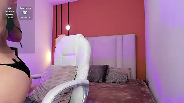 Chloe fischer  online show from December 18, 3:18 pm