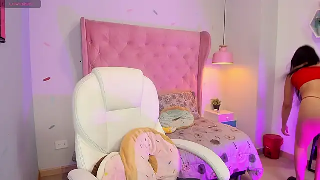 Chloe fischer  online show from February 14, 3:53 pm