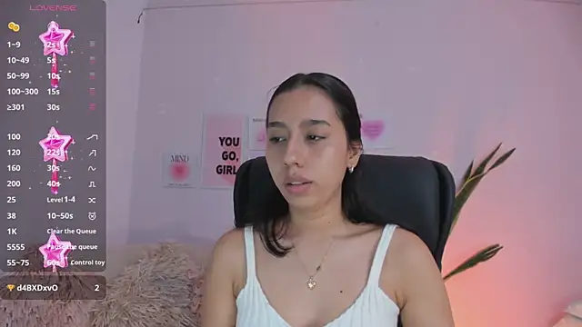Snapshot of MissSussy chatting on January 23, 3:26 am MissSussy online show from January 23, 3:26 am