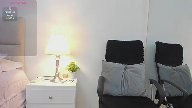 Snapshot of MissSussy chatting on October 1, 11:38 am MissSussy online show from October 1, 11:38 am
