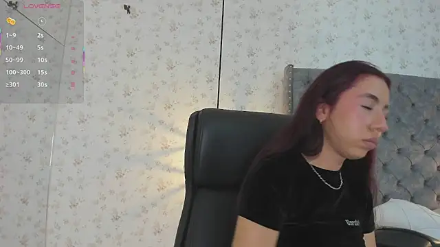 Snapshot of MissSussy chatting on May 30, 3:25 am MissSussy online show from May 30, 3:25 am