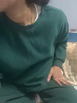 Snapshot of Spicy_sari_girl chatting on January 10, 6:20 am Spicy sari girl online show from January 10, 6:20 am