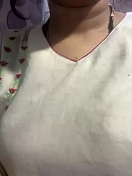 Spicy sari girl online show from May 17, 1:58 am
