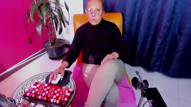 BrendaSex Hot online show from November 7, 7:58 pm