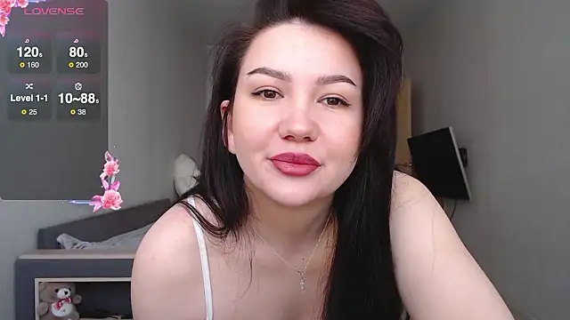 Snapshot of AlexaCruze chatting on February 13, 12:12 pm AlexaCruze online show from February 13, 12:12 pm