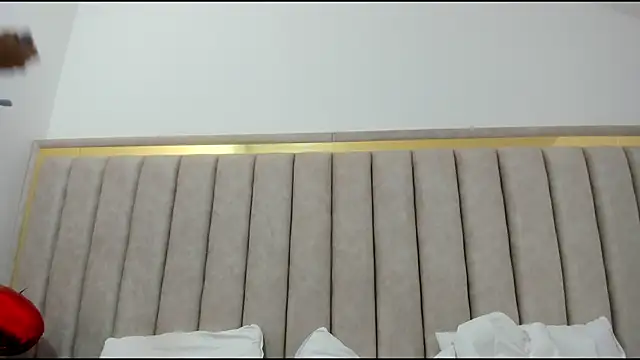 FreyaMoller online show from January 7, 2:08 pm