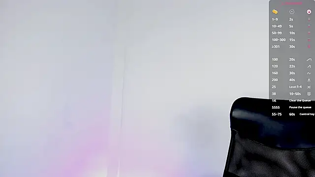 Snapshot of sophie_alice_ chatting on February 13, 2:20 pm sophie alice online show from February 13, 2:20 pm