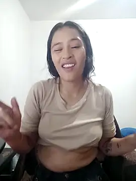 Snapshot of Hanha00 chatting on October 12, 1:15 am Hanha00 online show from October 12, 1:15 am