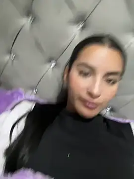 Snapshot of Kimm_khalifa chatting on February 24, 10:25 pm Kimm khalifa online show from February 24, 10:25 pm