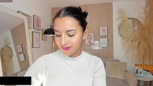 Snapshot of Kimm_khalifa chatting on March 12, 1:14 am Kimm khalifa online show from March 12, 1:14 am