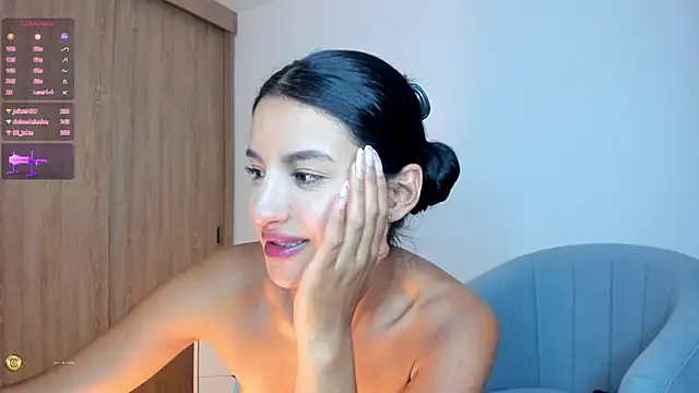 Snapshot of Kimm_khalifa chatting on March 18, 2:15 am Kimm khalifa online show from March 18, 2:15 am