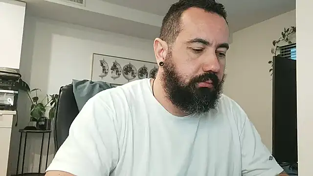 Snapshot of Agramarrbrazil chatting on December 15, 6:12 pm Agramarrbrazil online show from December 15, 6:12 pm