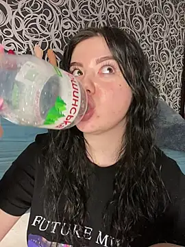 Kimi Ass online show from March 2, 8:29 pm