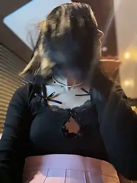 Times  Square online show from February 1, 4:14 am