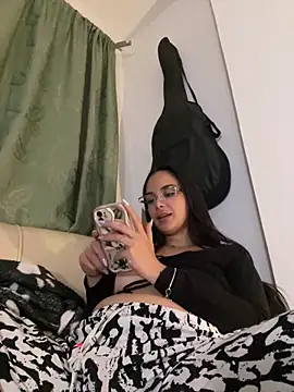 gabyaridi online show from March 11, 3:01 am