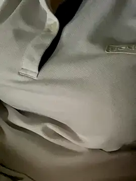 Snapshot of Tuongvy05 chatting on October 23, 4:39 pm Tuongvy05 online show from October 23, 4:39 pm