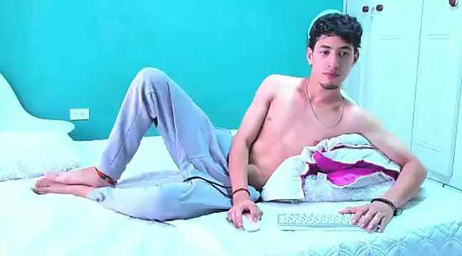 Snapshot of Chandler_ken chatting on February 28, 7:25 pm Chandler ken online show from February 28, 7:25 pm