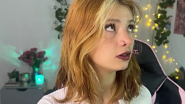 ari kat online show from July 25, 4:21 am