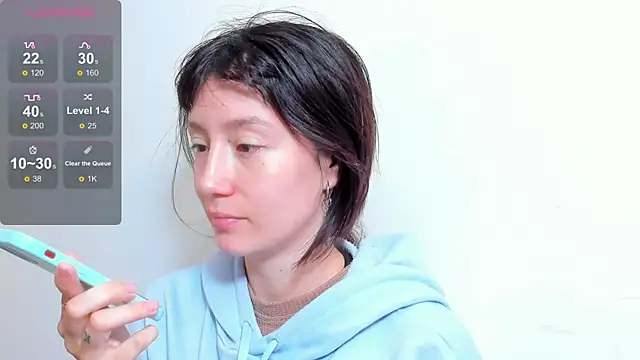 lizzy davis 1 online show from October 9, 4:10 am