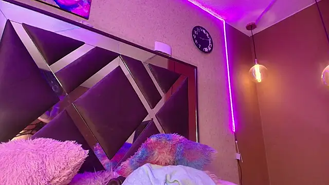 Snapshot of SamanthaaSutra chatting on February 14, 10:58 pm SamanthaaSutra online show from February 14, 10:58 pm