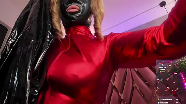 Snapshot of Haelycute chatting on March 14, 5:35 pm Haelycute online show from March 14, 5:35 pm