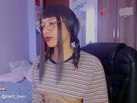 melissahowl online show from June 8, 8:42 pm