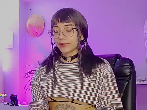 melissahowl online show from July 8, 5:50 pm