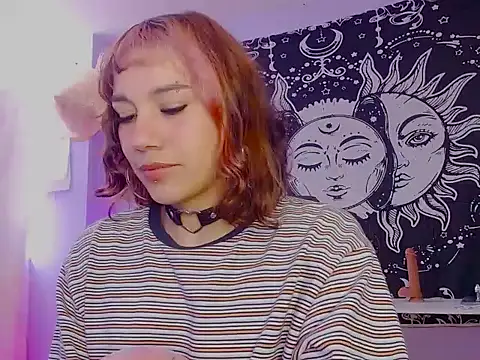 melissahowl online show from July 18, 6:45 pm