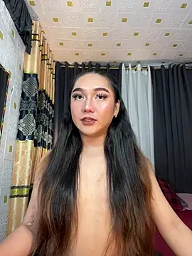 Snapshot of Sexynaughty_samantha chatting on July 5, 8:54 am Sexynaughty samantha online show from July 5, 8:54 am