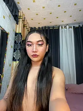 Snapshot of Sexynaughty_samantha chatting on July 18, 9:13 am Sexynaughty samantha online show from July 18, 9:13 am