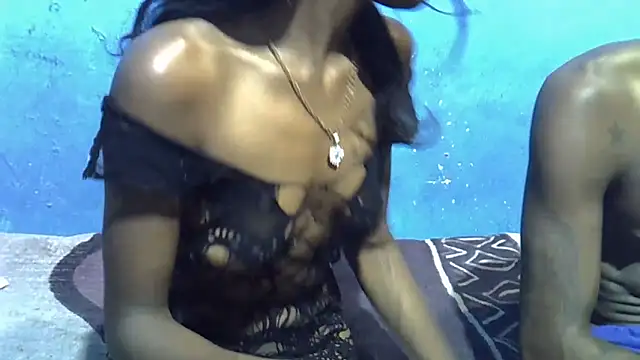 Snapshot of indiangeni20 chatting on March 13, 11:06 am indiangeni20 online show from March 13, 11:06 am