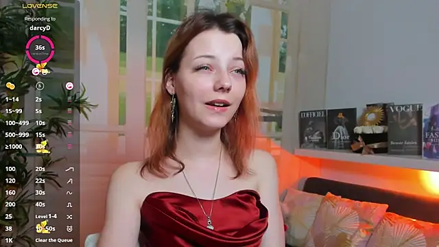 pretty little thing online show from March 14, 6:18 pm