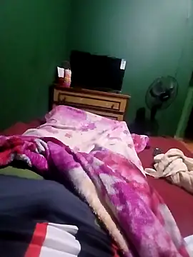 Snapshot of morenogts69 chatting on September 20, 4:13 am morenogts69 online show from September 20, 4:13 am