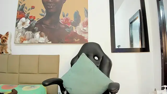 lilybaudyn  online show from October 27, 7:07 pm