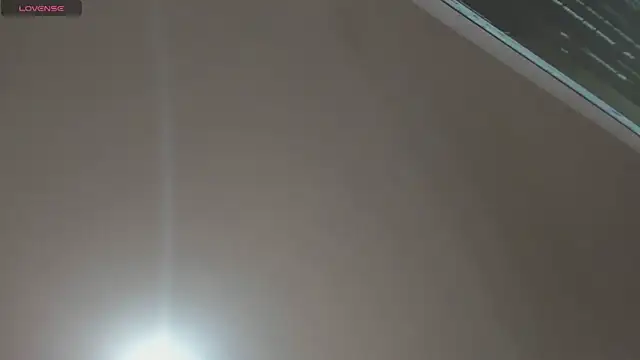 Snapshot of lilybaudyn_ chatting on May 11, 8:42 am lilybaudyn online show from May 11, 8:42 am